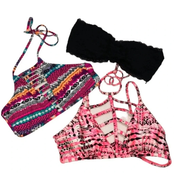 BUNDLE Bikini tops‎ - Picture 1 of 3